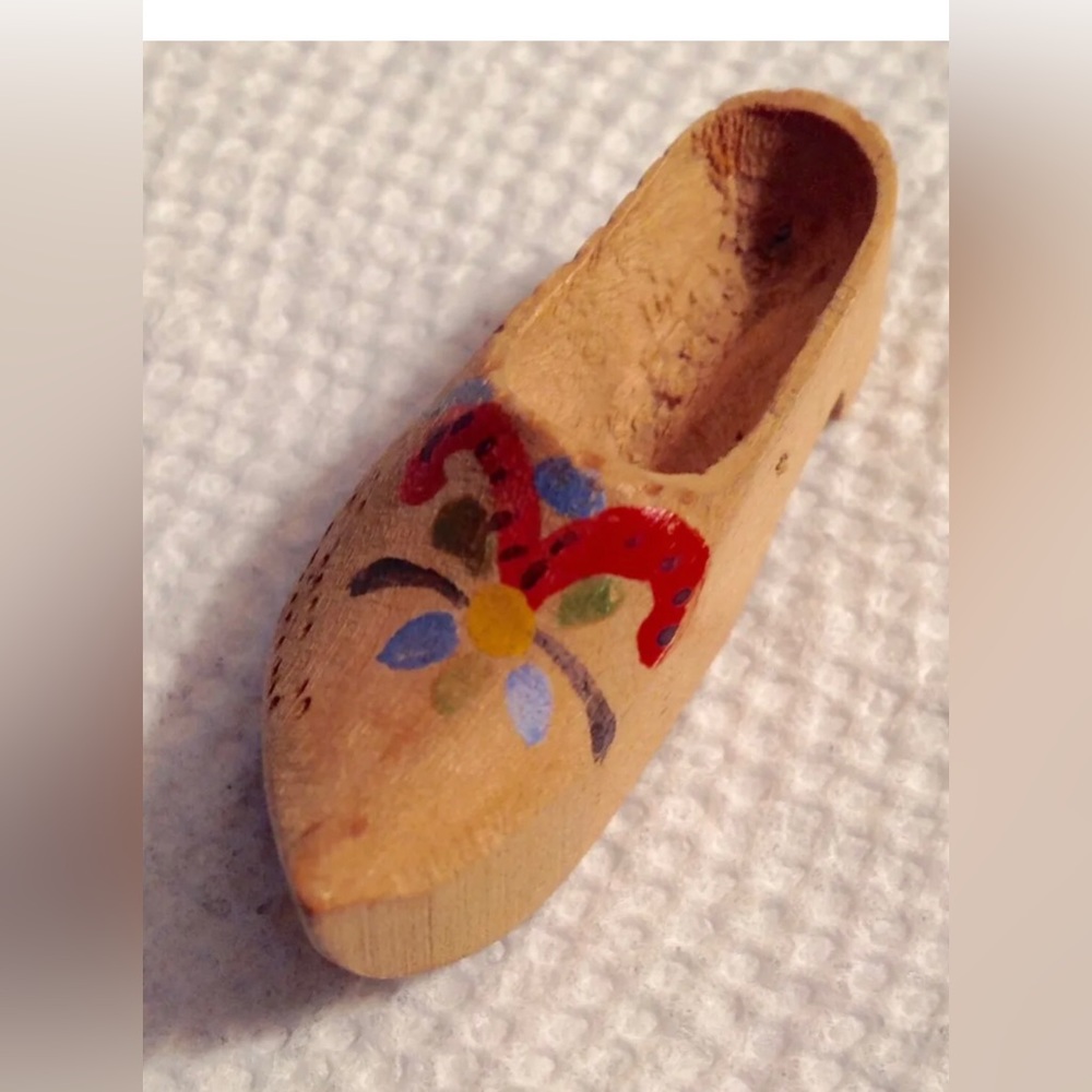 Vintage Miniature Wood Dutch Holland Painted Hand Carved Wooden Shoe